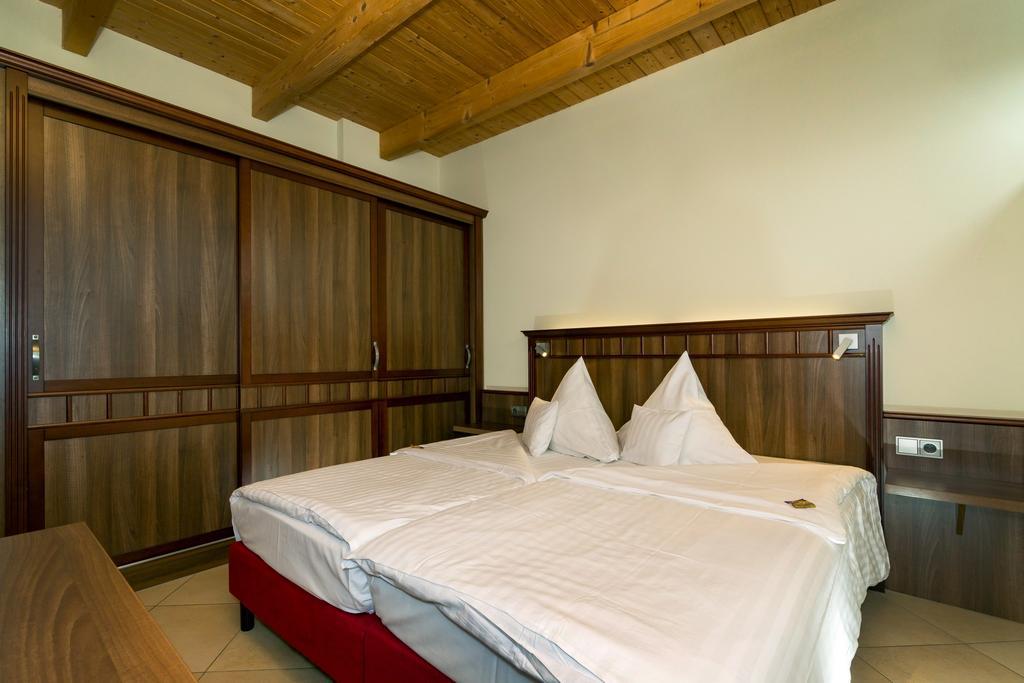 Waldhotel グラール・ミューリッツ エクステリア 写真